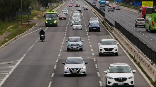 Más de 335 mil vehículos han regresado a Santiago tras Fiestas Patrias XL