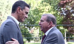 Pedro Sánchez recibió a Edmundo González en Madrid: Llegó a España tras solicitar asilo político