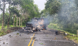 Colombia: Petro “cierra proceso de paz” con el ELN tras ataque en Puerto Jordán que dejó 2 soldados muertos y 26 heridos