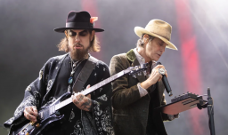 Tras altercado durante show en Boston: Jane's Addiction anuncian que se "tomarán un tiempo" y cancelan fechas restantes