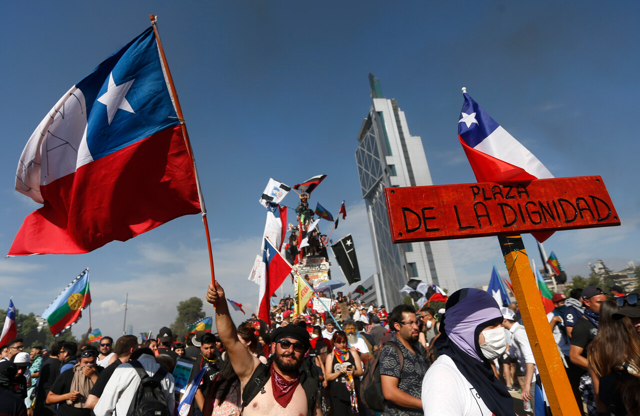 A cinco años del estallido social: Disponen medidas de seguridad y cortes de tránsito en el centro de Santiago/Agencia Uno