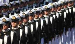 Presidente Boric aprueba nuevo alto mando de la Armada: Dos vicealmirantes y ocho contraalmirantes pasaron a retiro