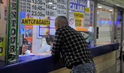 Antofagasta: Denuncian a empresa de buses por transportar pasajeros en el portamaletas