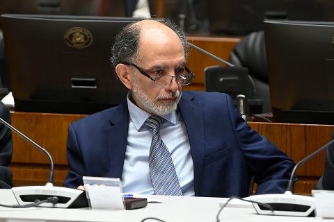 Presentan recurso de protección a favor de Sergio Muñoz para dejar sin efecto la acusación constitucional en su contra