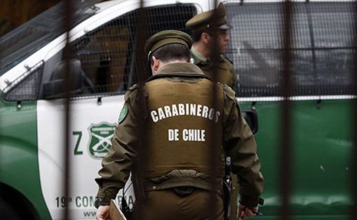 Hay dos detenidos: Frustran portonazo frente a la casa de la expresidente Michelle Bachelet en La Reina