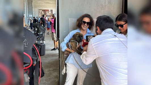 "Rocky": El tierno perrito que fue adoptado en el Estadio Nacional en medio de las elecciones