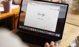 Estados Unidos: Gobierno estudia pedirle a Google que se deshaga de Chrome y que abra Google Store a la competencia