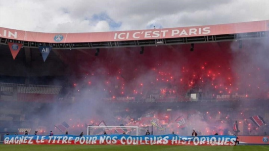 Gobierno francés solicita sancionar duramente al PSG por cánticos homófobos durante el clásico de la Ligue 1