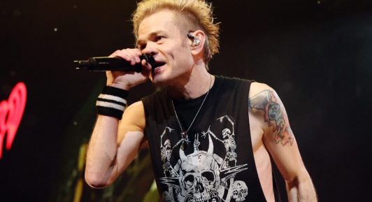 Deryck Whibley, de Sum 41, acusa que exmánager de la banda lo abusó sexualmente: “Siempre creí que me llevaría esto a la tumba”