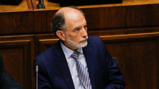 Corte Suprema rechaza recurso de protección de Sergio Muñoz, ratificando la decisión del Senado que votó su destitución