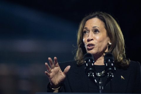 ¿Quién es Kamala Harris, aspirante a convertirse en la primera mujer presidenta de Estados Unidos?