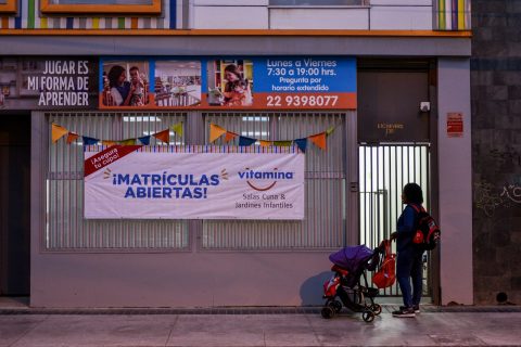 Por millonarias deudas: Asociación Chilena de Seguridad pide la quiebra de los jardines infantiles Vitamina