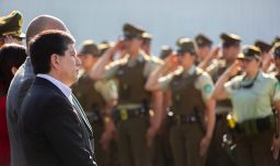 "Cualquier cosa que necesite, me avisa": Fiscalía investiga mensajes entre Monsalve y alto mando de Carabineros antes de revelación de denuncia