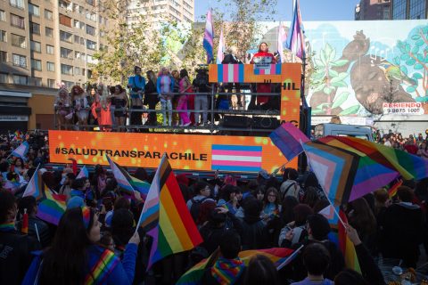 Marcha "Orgullo Parade": Revisa los desvíos de tránsito en Santiago