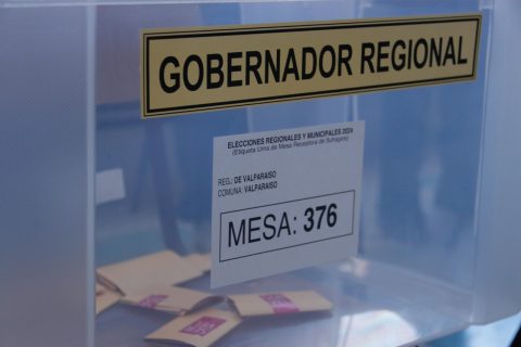 ¿Es feriado el día de la segunda vuelta de gobernadores regionales?