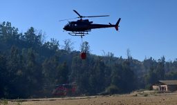 Declaran Alerta Roja en El Monte por incendio que amenaza a infraestructura cercana