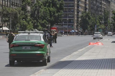 Violenta balacera deja un muerto y un detenido en pleno centro de Santiago