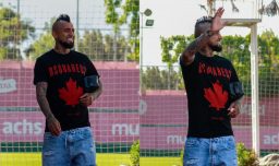 "Adivinen quién volvió": Arturo Vidal ya está en Juan Pinto Durán para ponerse a las órdenes de Ricardo Gareca