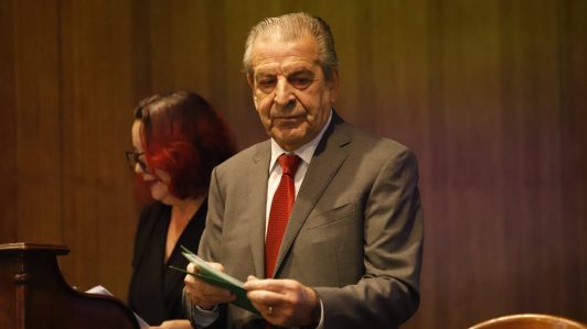 Eduardo Frei reafirma su retiro de la política tras emitir su voto en las elecciones regionales