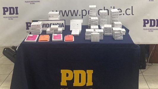 PDI allanó tienda en mall de Las Condes tras denuncia por venta de productos Apple falsificados