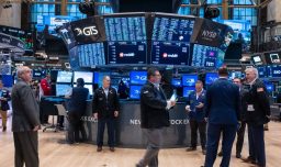 Wall Street optimista por resultados de Trump: Acciones y bitcoin muestran alzas