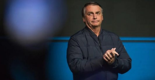 Jair Bolsonaro admite que estudió la posibilidad de ordenar una intervención militar tras elecciones