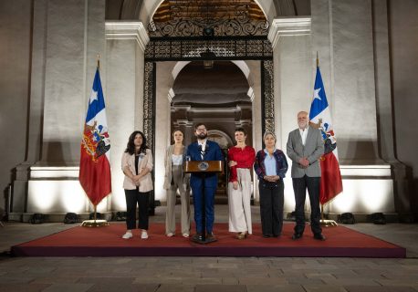 Boric descarta cambio de gabinete y respalda a ministros: "Los quiero a todos trabajando en los compromisos que hemos asumido"