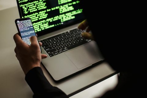 Policía de Perú investiga a hacker que robó más de $500 millones desde cuentas bancarias de ciudadanos chilenos