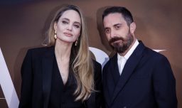 Angelina Jolie confiesa que "hace mucho tiempo quería trabajar con Pablo Larraín": Dijo que el chileno "es un director maravilloso”