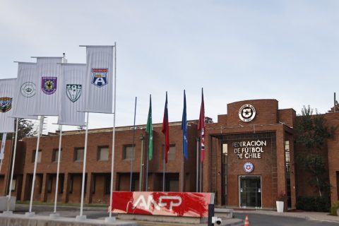 Un millón de dólares para Deportes Melipilla: Condenan a ANFP a pagar millonario monto tras demanda del equipo