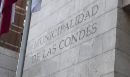 $45 mil millones en horas extras: Las Condes concluye auditoría externa y apunta a revisar corporaciones municipales