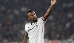 "Hubiese sido muy lindo tenerlo acá con nosotros": Vidal revela que habló con Bravo para que volviera a Colo Colo