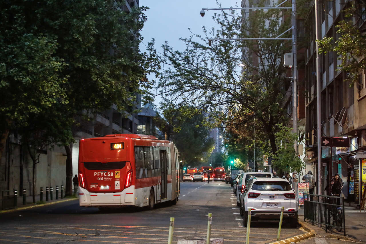 Proyecto busca que condenados por delitos sexuales no puedan obtener licencia de conducir para transporte público de pasajeros/Agencia Uno