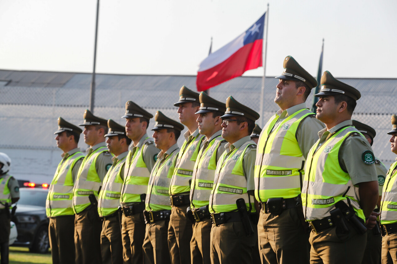 Plan Verano Seguro: Más de mil carabineros reforzarán seguridad en playas durante la temporada estival/Agencia Uno