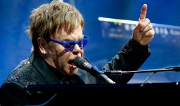 Elton John confiesa que se está quedando ciego: "Hace cuatro meses que no puedo ver y mi ojo izquierdo no está en su mejor estado"