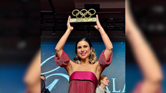 Tras el oro en Paris 2024: Francisca Crovetto recibió premio a la mejor deportista chilena en Gala Olímpica