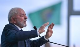 Operan a Lula da Silva tras sufrir hemorragia intracraneal: Permanece internado en la UCI