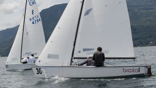 Campeonato Nacional de Veleros Lightning en el Lago Villarrica: ¿A qué hora comienza?