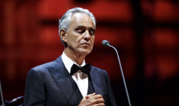 Andrea Bocelli, Karol G y Peso Pluma: Estos fueron los artistas más buscados por los chilenos en Google en 2024