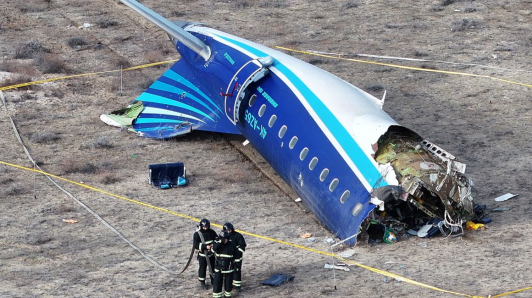 Putin pidió disculpas sobre accidente de avión de Azerbaijan Airlines, pero sin referirse a responsabilidades