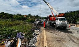 Al menos 22 personas murieron en un accidente de autobús en Brasil: Vehículo se incendió tras chocar contra camión