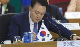 Tras el bloqueo del decreto de ley marcial, Estados Unidos insta a que la situación en Corea del Sur "se resuelva pacíficamente"