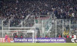 La FIFA pide a Chile eliminar las rejas en estadios del Mundial sub-20: No quieren que luzcan como jaulas