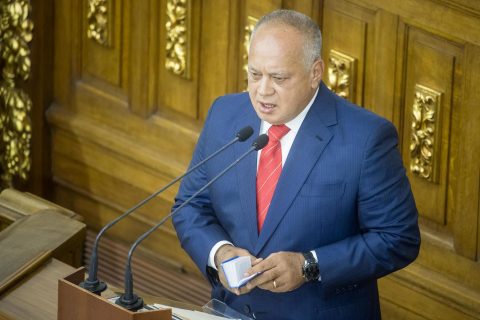 Diosdado Cabello llama “fascista” y “enferma de odio” a Patricia Bullrich