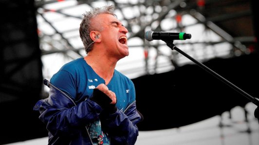 Jorge González cumple 60 años: Una vida dedicada a la música y la cultura chilena