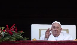 Papa Francisco nombró por primera vez a una mujer como prefecta de un Dicasterio del Vaticano