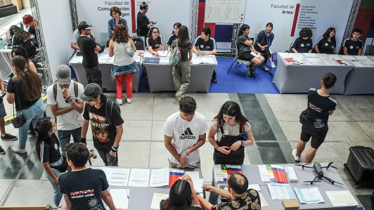 Gratuidad y beneficios estudiantiles 2025: Revisa la fecha para postular a través del FUAS