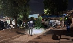 PDI investiga homicidio de hombre en plena vía pública en La Pintana: Recibió al menos 7 disparos