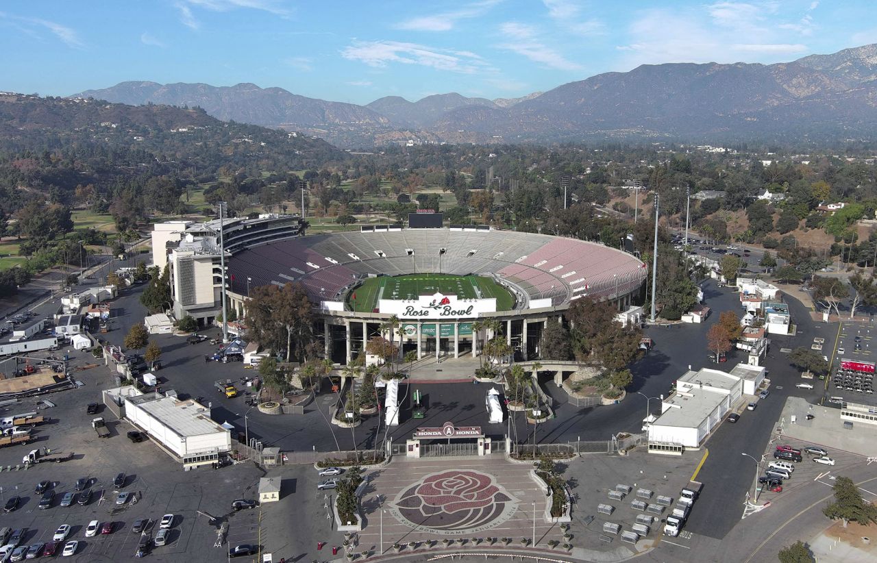 Una vista aérea del estadio Rose Bowl en Pasadena, California, el 3 de enero. Kirby Lee/AP