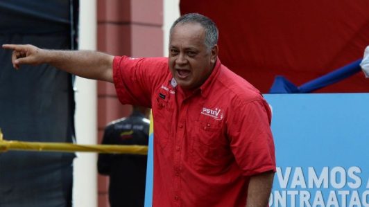 "Nadie los está invitando", "invasores" y "mamarrachos": Diosdado Cabello amenaza con detener a expresidentes